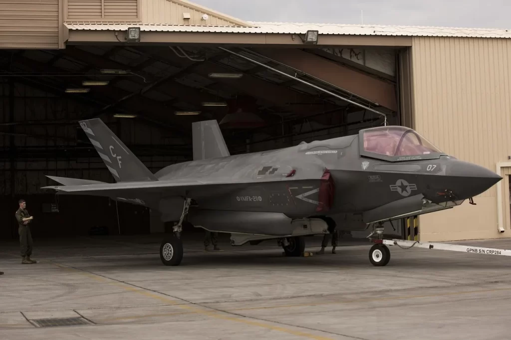 F35 In stands ready to takeoff